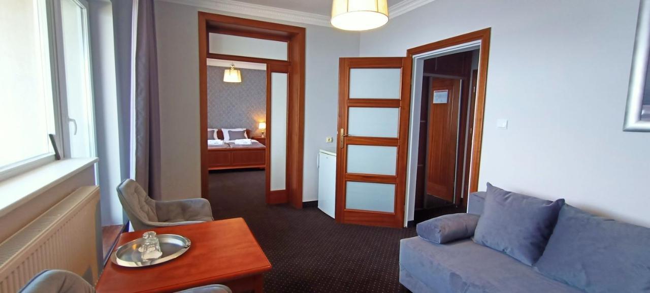 Hotel Wodnik Twoj Hotel Z Widokiem Na Morze Ustronie Morskie Ngoại thất bức ảnh