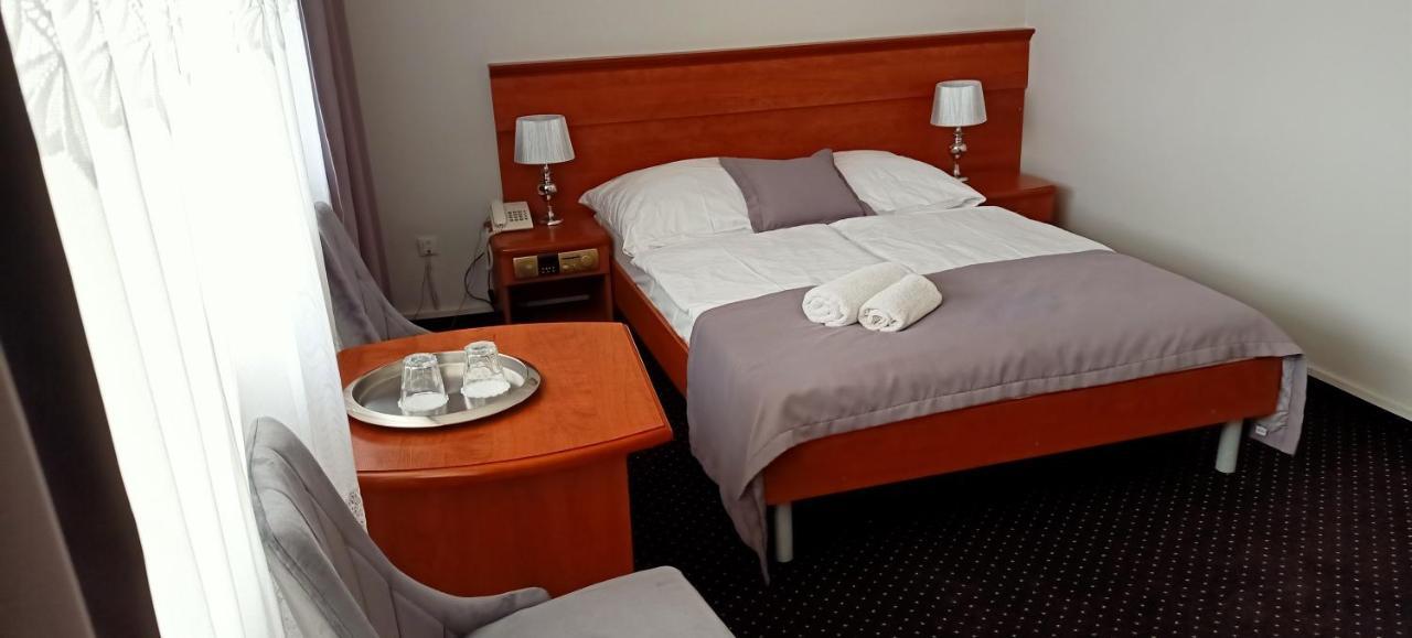Hotel Wodnik Twoj Hotel Z Widokiem Na Morze Ustronie Morskie Ngoại thất bức ảnh